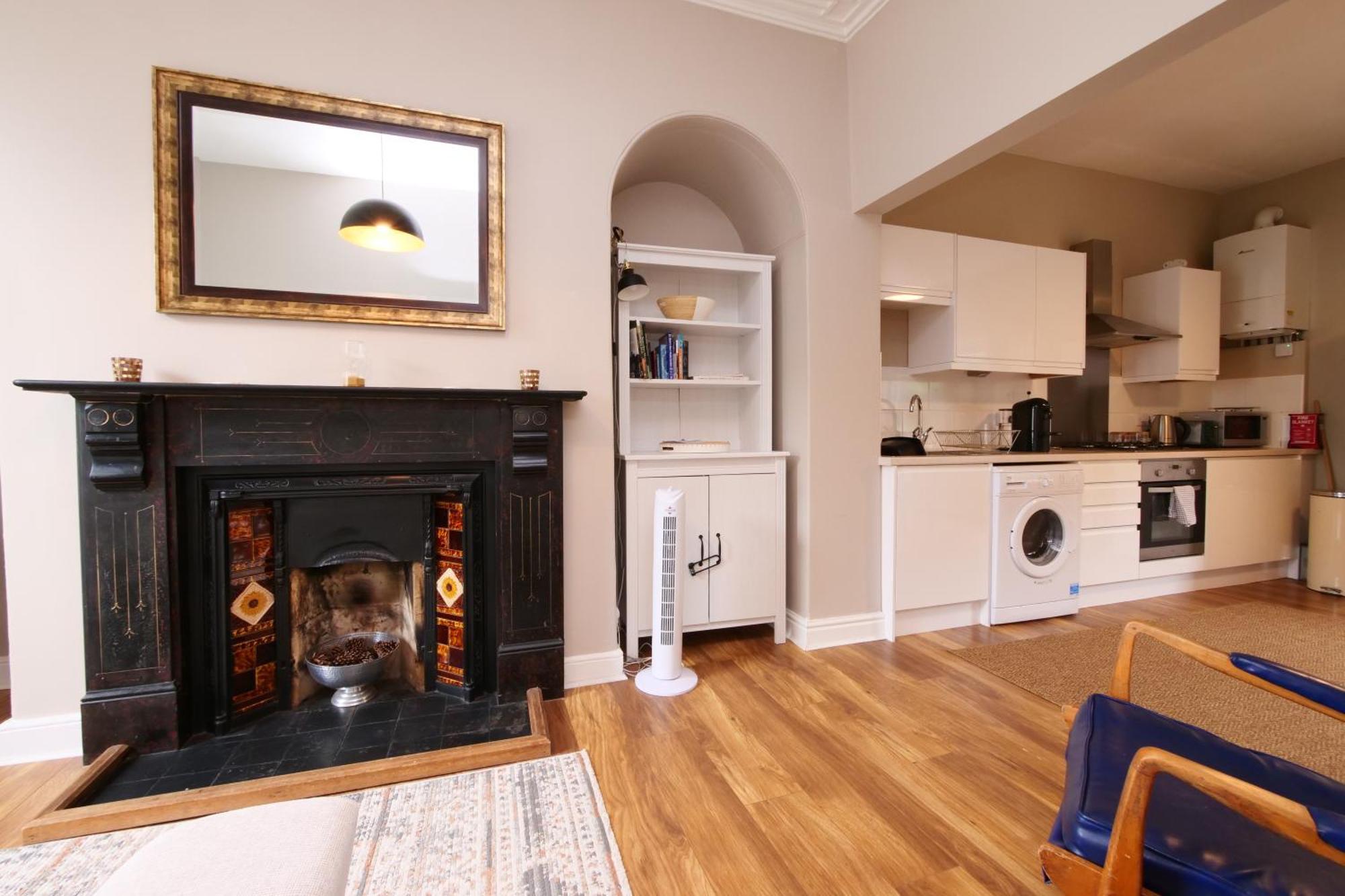 Fifth Quarter Apartment With Free Parking York Extérieur photo
