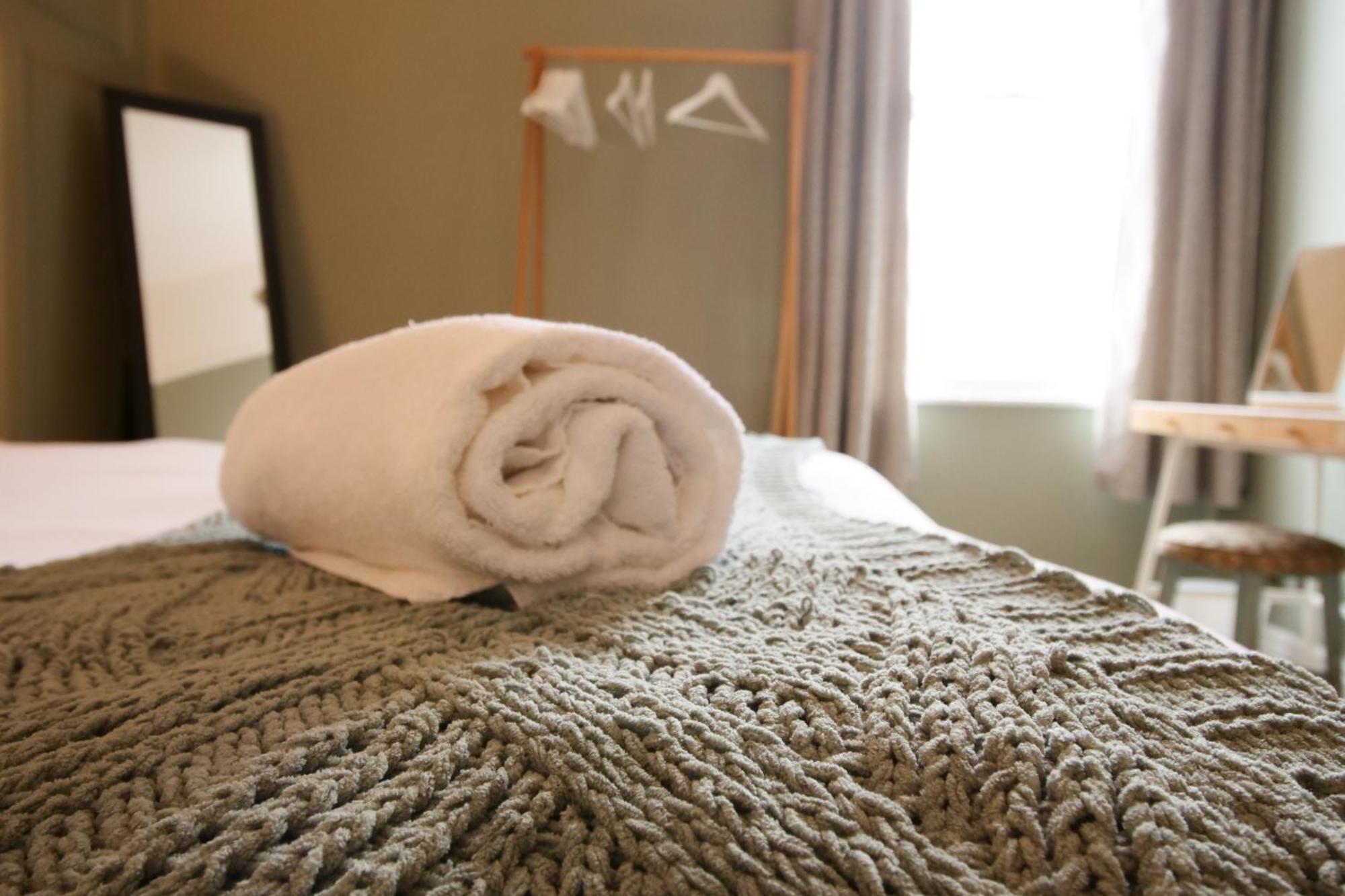 Fifth Quarter Apartment With Free Parking York Extérieur photo